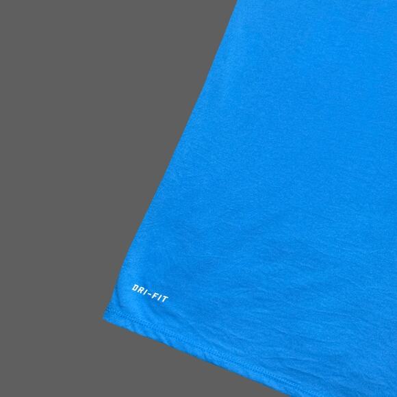 Nike Run Flag Men’s Blue Red Tee Size L 807956-435 EUC - Picture 2 of 8